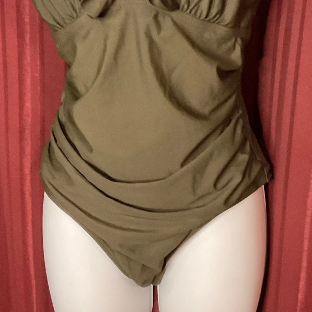 Charmo flattering olive